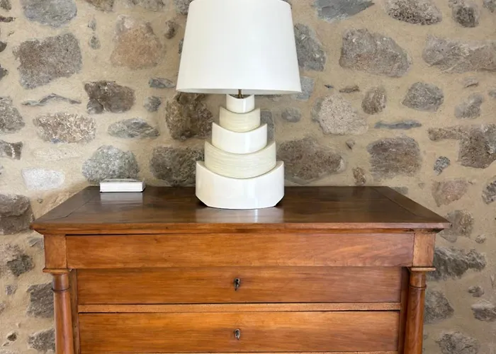 Maison De Campagne, 136 M2, 4 Pers, Grande Piece De Vie, 2 Chambres, 2 Salons, Cantal Дом отдыха *