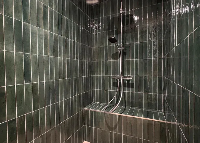 Дом отдыха Maison De Campagne, 136 M2, 4 Pers, Grande Piece De Vie, 2 Chambres, 2 Salons, Cantal *